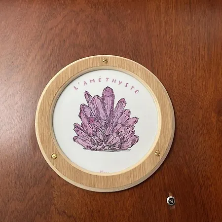 L Amethystes شقة كروزون